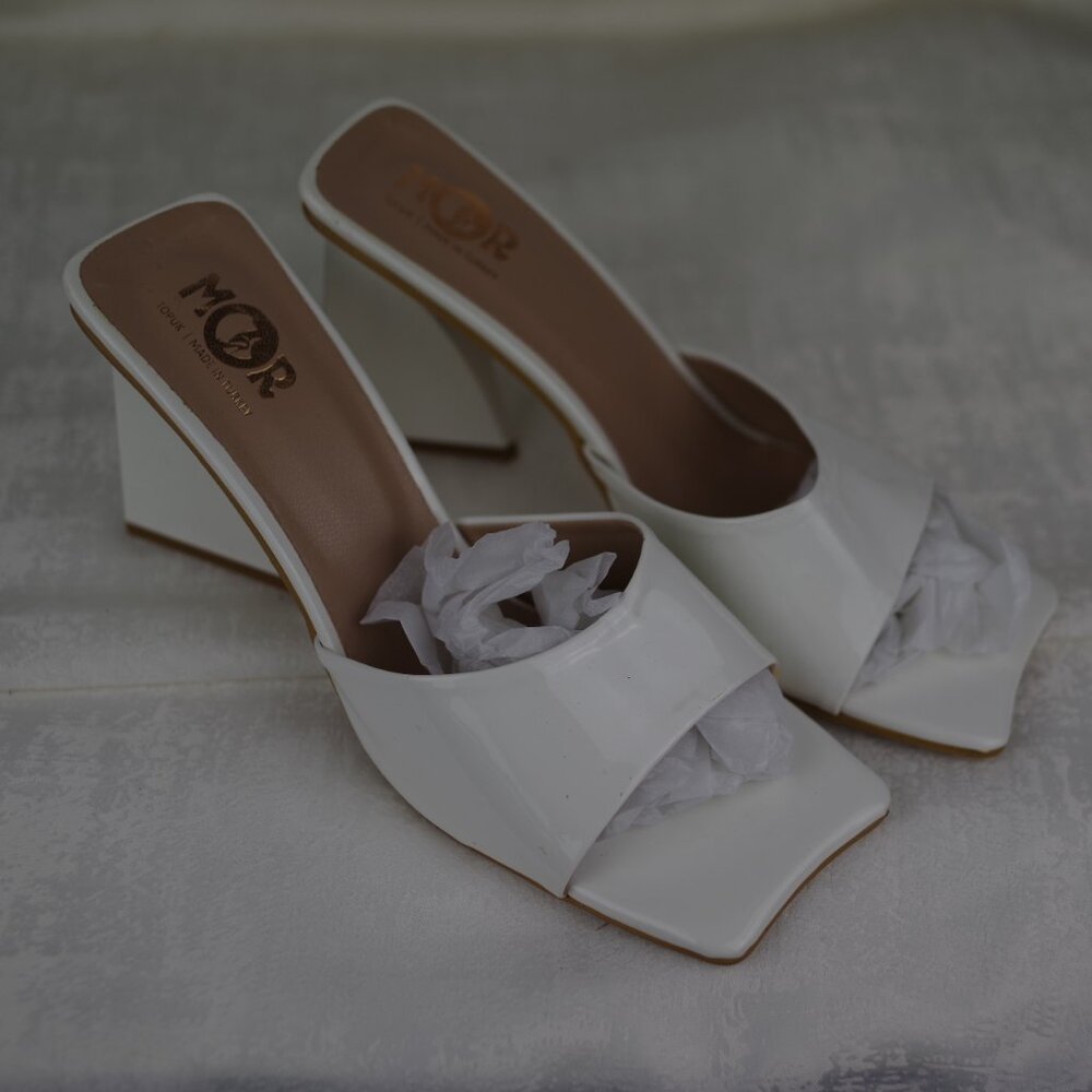MOR TOPUK WOMENS 41 10.5 SHOES WHITE